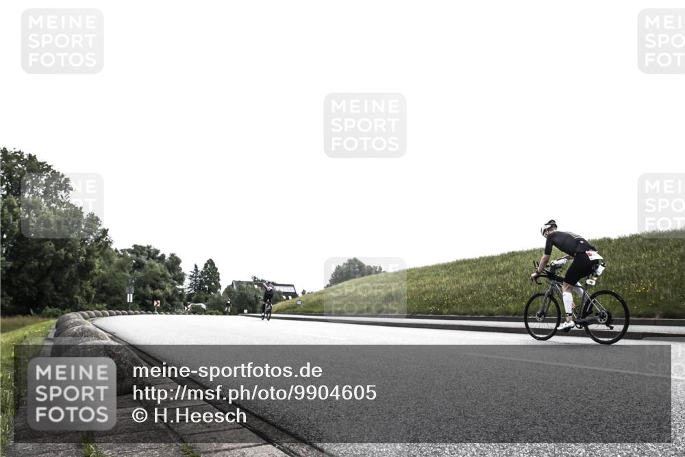 21.06.2026 - 29. Vierlanden-Triathlon H.Heesch http://msf.ph/oto/9904605 21.06.2026 10:55:12 Radfahren 98, 204 meine-sportfotos.de