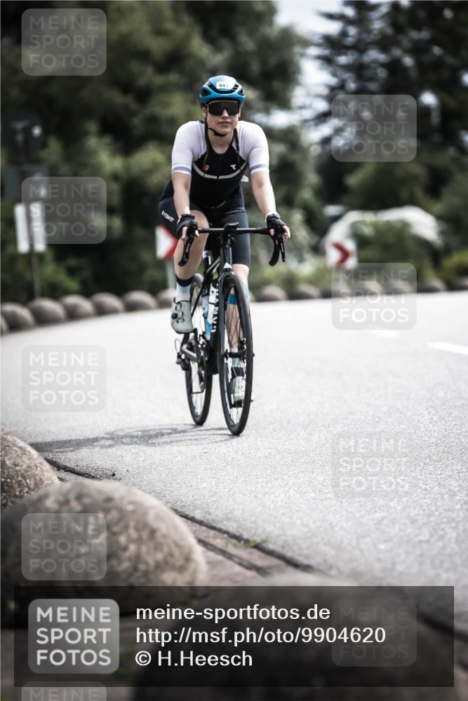 21.06.2026 - 29. Vierlanden-Triathlon H.Heesch http://msf.ph/oto/9904620 21.06.2026 11:36:34 Radfahren 226, 653, 841 meine-sportfotos.de