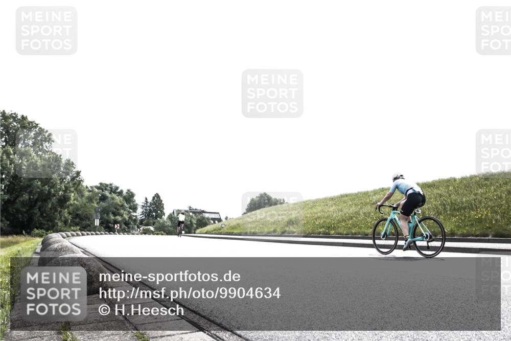 21.06.2026 - 29. Vierlanden-Triathlon H.Heesch http://msf.ph/oto/9904634 21.06.2026 10:56:48 Radfahren 84, 169, 196, 202 meine-sportfotos.de