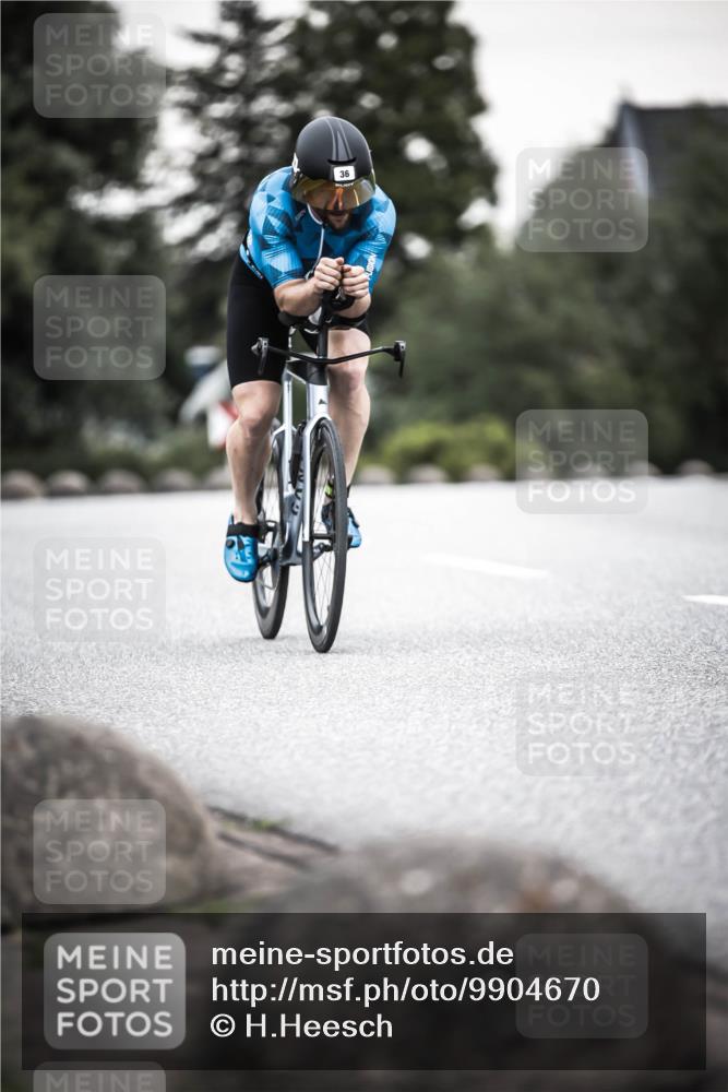 21.06.2026 - 29. Vierlanden-Triathlon H.Heesch http://msf.ph/oto/9904670 21.06.2026 10:21:00 Radfahren 36, 406 meine-sportfotos.de