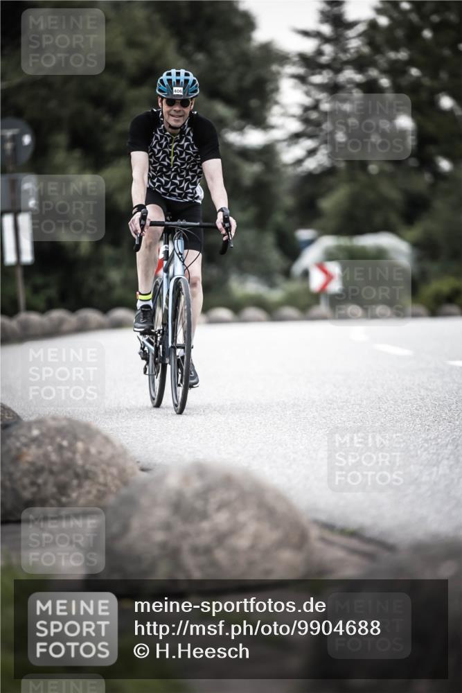 21.06.2026 - 29. Vierlanden-Triathlon H.Heesch http://msf.ph/oto/9904688 21.06.2026 10:21:02 Radfahren 36, 158, 406 meine-sportfotos.de