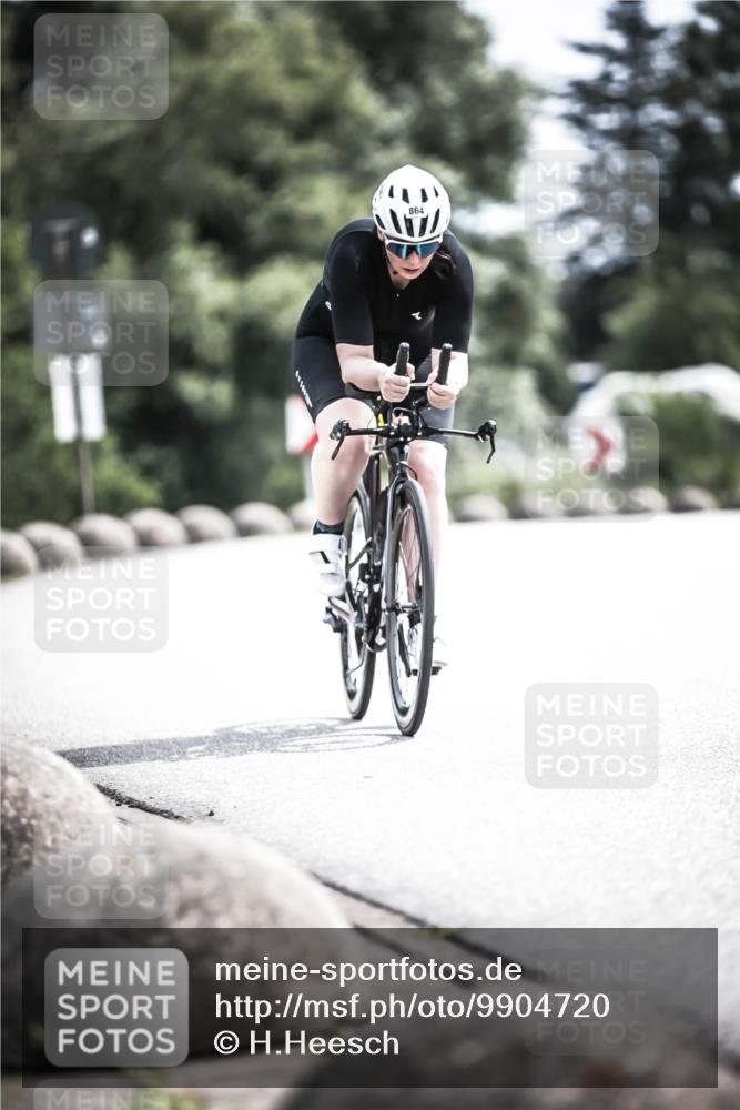 21.06.2026 - 29. Vierlanden-Triathlon H.Heesch http://msf.ph/oto/9904720 21.06.2026 11:38:05 Radfahren 637, 640, 666, 693, 814, 864 meine-sportfotos.de