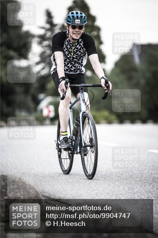 21.06.2026 - 29. Vierlanden-Triathlon H.Heesch http://msf.ph/oto/9904747 21.06.2026 10:21:02 Radfahren 36, 158, 406 meine-sportfotos.de