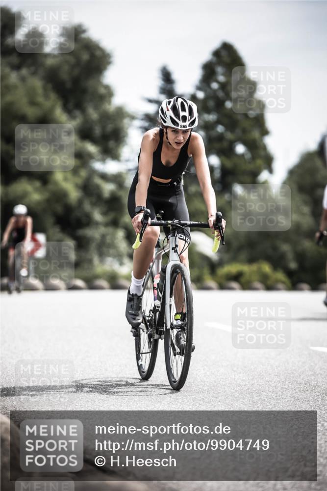 21.06.2026 - 29. Vierlanden-Triathlon H.Heesch http://msf.ph/oto/9904749 21.06.2026 11:36:59 Radfahren 832, 847, 865 meine-sportfotos.de