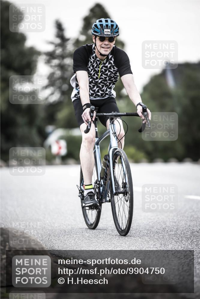 21.06.2026 - 29. Vierlanden-Triathlon H.Heesch http://msf.ph/oto/9904750 21.06.2026 10:21:02 Radfahren 36, 158, 406 meine-sportfotos.de