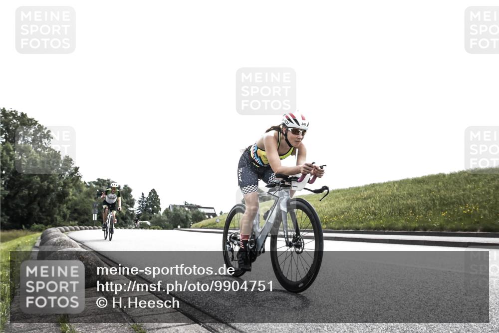 21.06.2026 - 29. Vierlanden-Triathlon H.Heesch http://msf.ph/oto/9904751 21.06.2026 10:58:23 Radfahren 136, 163, 241, 543, 563, 606, 1355 meine-sportfotos.de