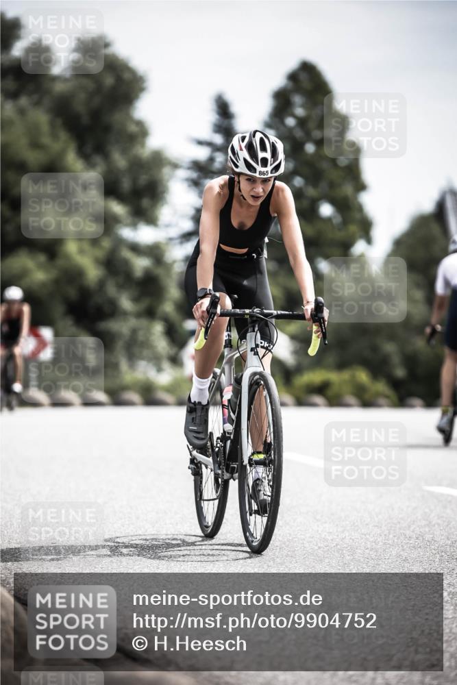 21.06.2026 - 29. Vierlanden-Triathlon H.Heesch http://msf.ph/oto/9904752 21.06.2026 11:36:59 Radfahren 832, 847, 865 meine-sportfotos.de