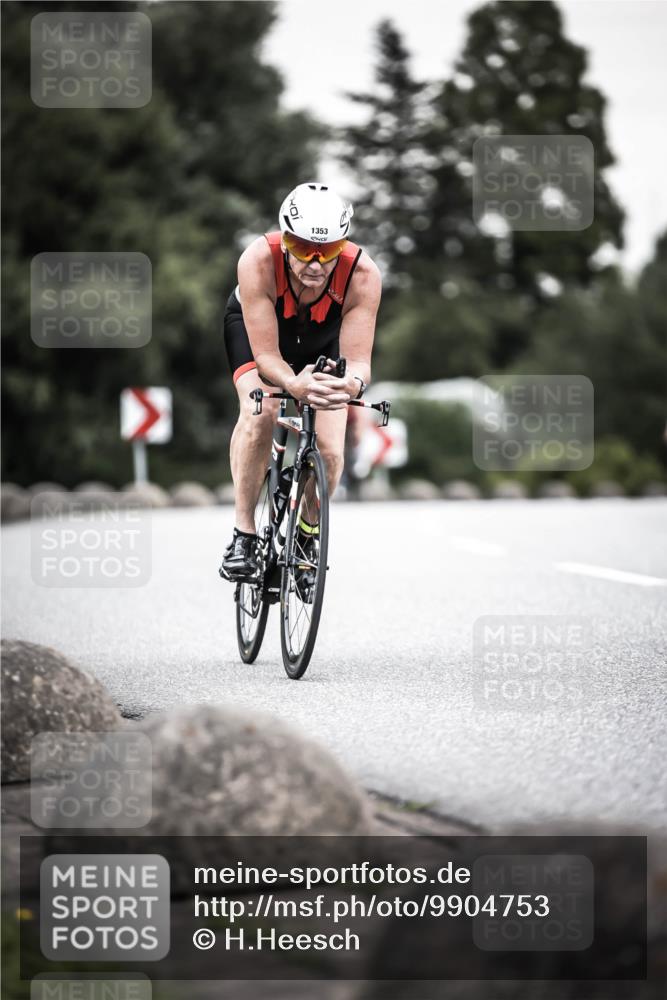 21.06.2026 - 29. Vierlanden-Triathlon H.Heesch http://msf.ph/oto/9904753 21.06.2026 10:21:14 Radfahren 229, 411, 620, 1353 meine-sportfotos.de