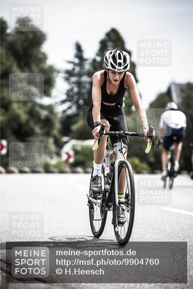 21.06.2026 - 29. Vierlanden-Triathlon H.Heesch http://msf.ph/oto/9904760 21.06.2026 11:36:59 Radfahren 832, 847, 865 meine-sportfotos.de