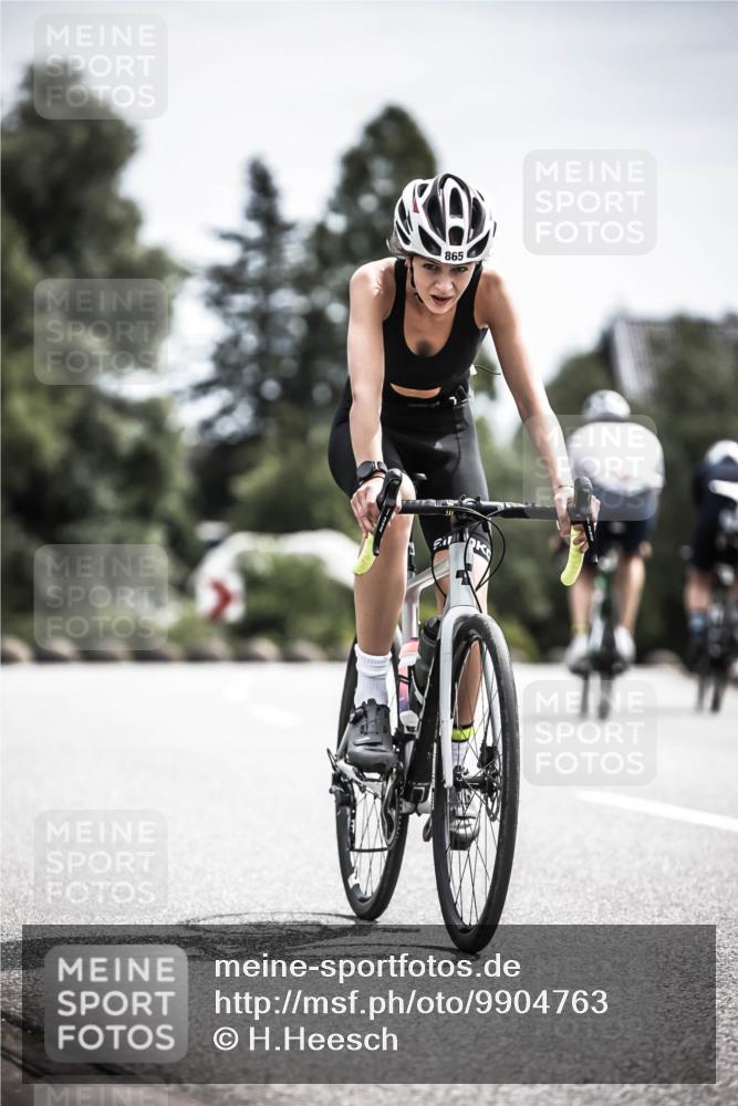 21.06.2026 - 29. Vierlanden-Triathlon H.Heesch http://msf.ph/oto/9904763 21.06.2026 11:36:59 Radfahren 832, 847, 865 meine-sportfotos.de