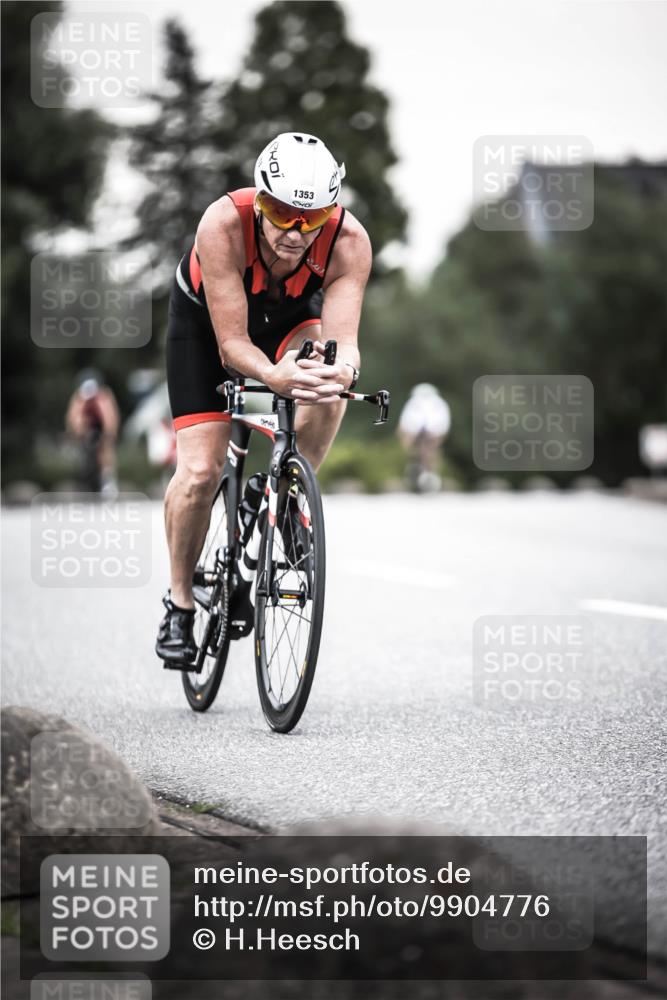 21.06.2026 - 29. Vierlanden-Triathlon H.Heesch http://msf.ph/oto/9904776 21.06.2026 10:21:14 Radfahren 229, 411, 620, 1353 meine-sportfotos.de