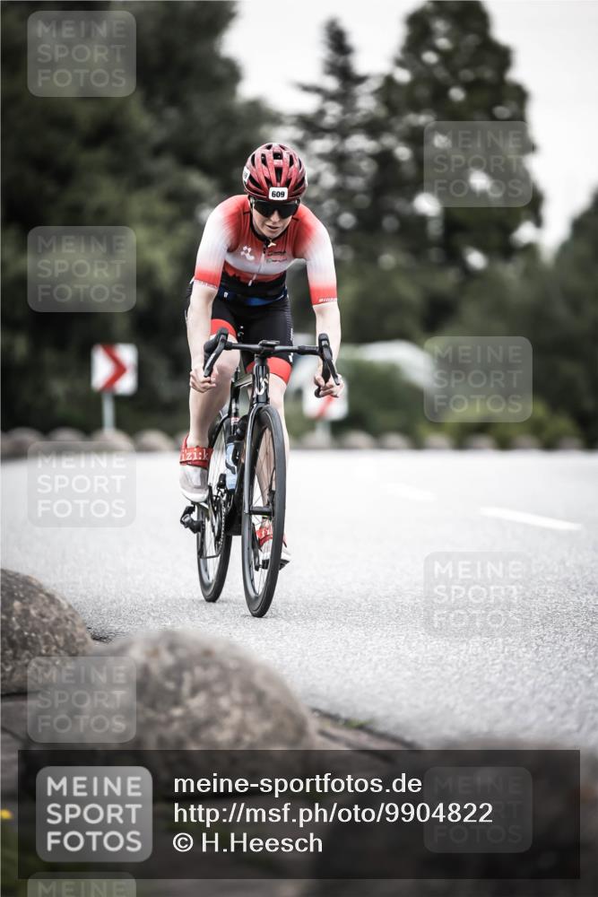 21.06.2026 - 29. Vierlanden-Triathlon H.Heesch http://msf.ph/oto/9904822 21.06.2026 10:21:25 Radfahren 192, 284, 609 meine-sportfotos.de
