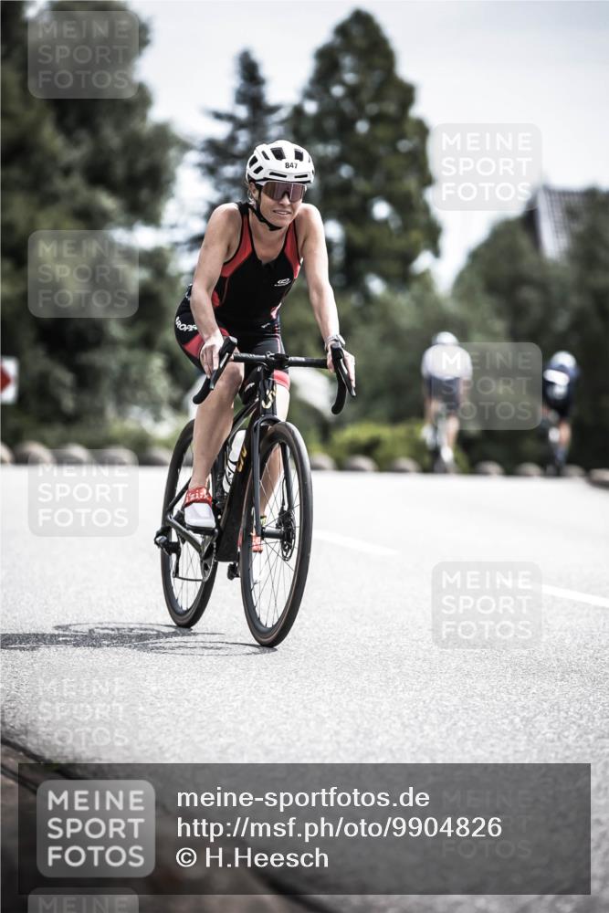 21.06.2026 - 29. Vierlanden-Triathlon H.Heesch http://msf.ph/oto/9904826 21.06.2026 11:37:03 Radfahren 48, 100, 847, 865 meine-sportfotos.de