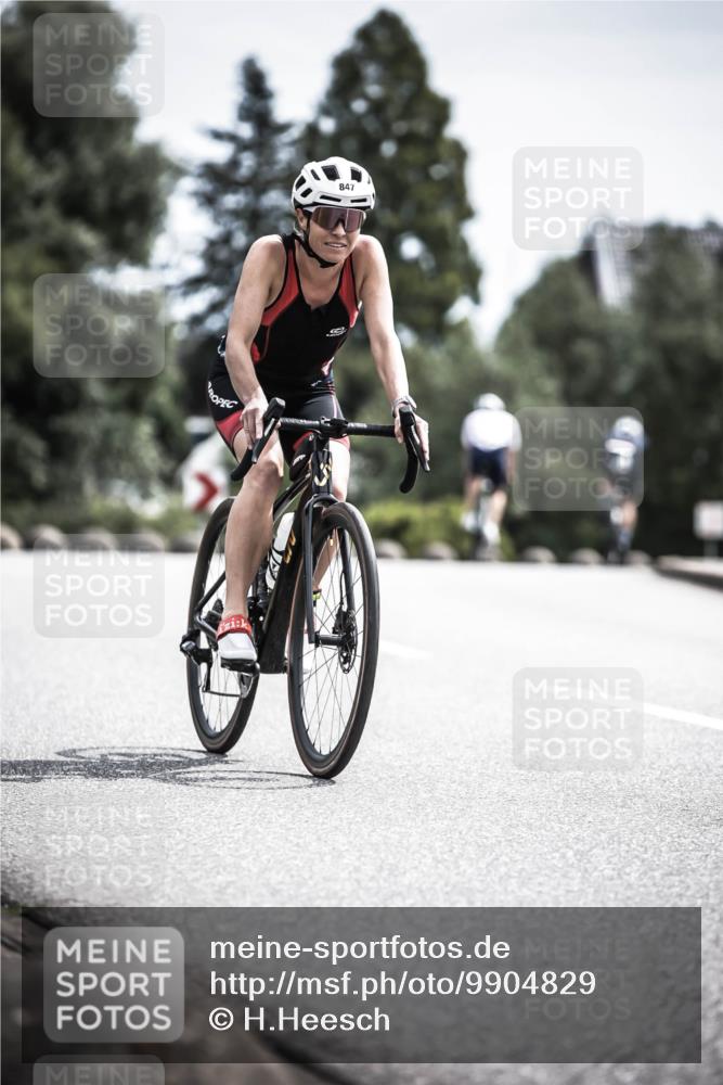 21.06.2026 - 29. Vierlanden-Triathlon H.Heesch http://msf.ph/oto/9904829 21.06.2026 11:37:03 Radfahren 48, 100, 847, 865 meine-sportfotos.de