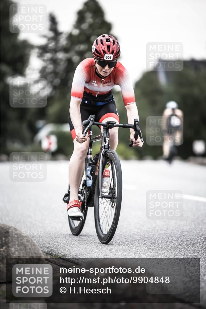 21.06.2026 - 29. Vierlanden-Triathlon H.Heesch http://msf.ph/oto/9904848 21.06.2026 10:21:26 Radfahren 192, 284, 609 meine-sportfotos.de
