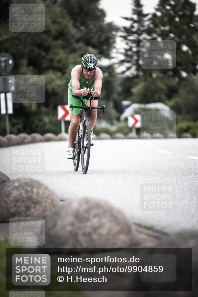 21.06.2026 - 29. Vierlanden-Triathlon H.Heesch http://msf.ph/oto/9904859 21.06.2026 10:21:38 Radfahren 14, 123, 205 meine-sportfotos.de