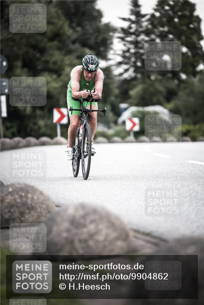 21.06.2026 - 29. Vierlanden-Triathlon H.Heesch http://msf.ph/oto/9904862 21.06.2026 10:21:38 Radfahren 14, 123, 205 meine-sportfotos.de