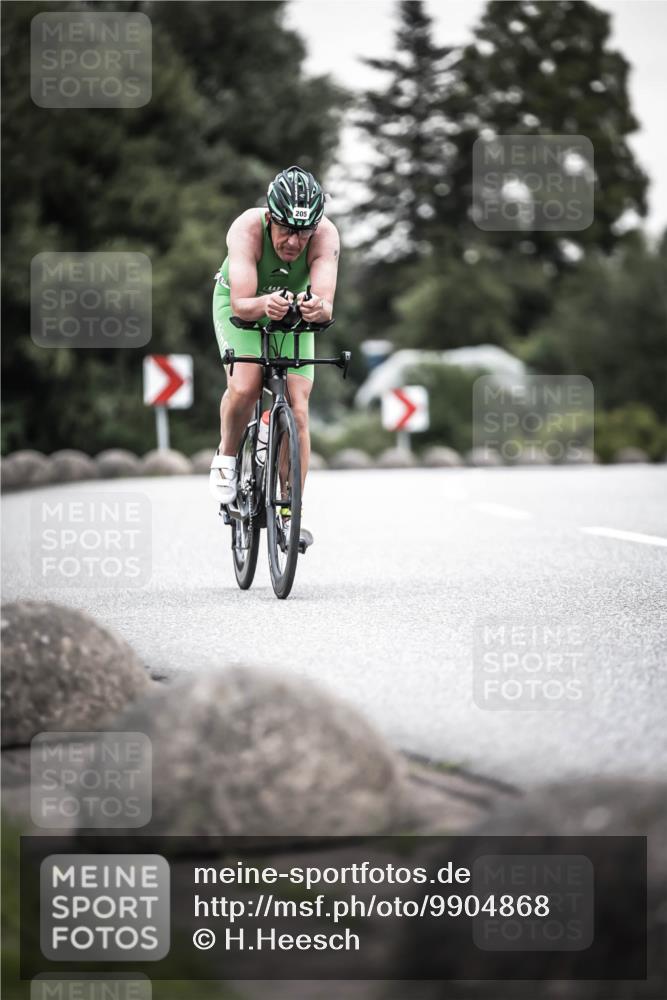 21.06.2026 - 29. Vierlanden-Triathlon H.Heesch http://msf.ph/oto/9904868 21.06.2026 10:21:38 Radfahren 14, 123, 205 meine-sportfotos.de