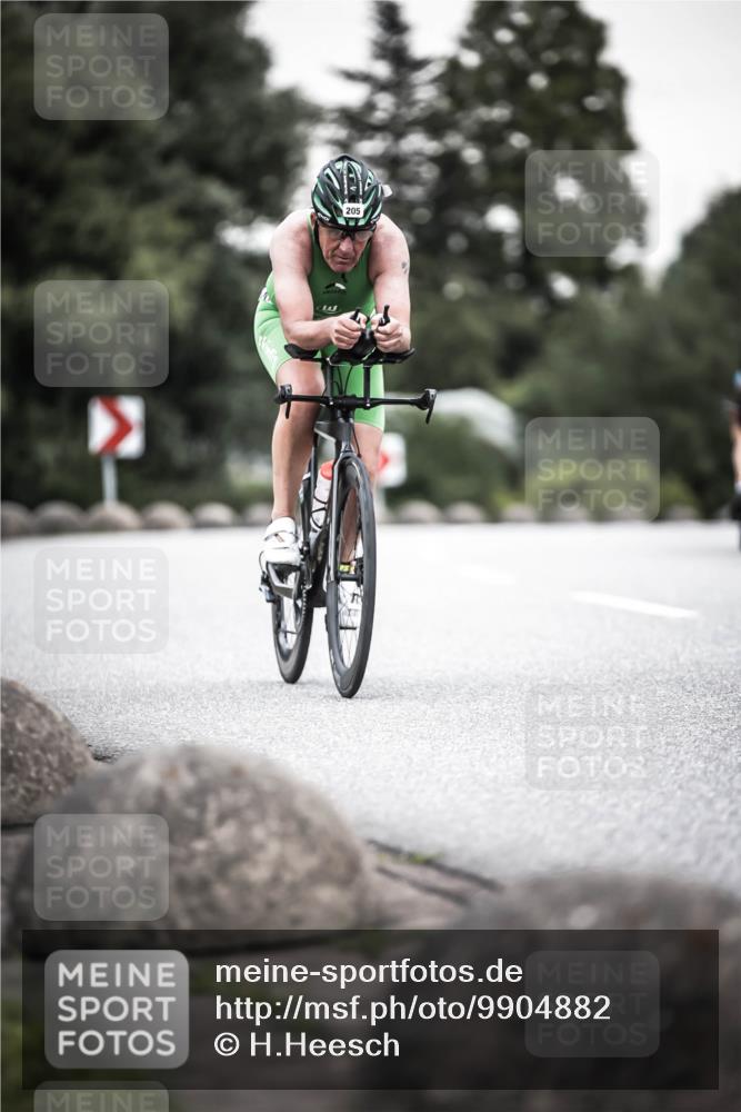 21.06.2026 - 29. Vierlanden-Triathlon H.Heesch http://msf.ph/oto/9904882 21.06.2026 10:21:39 Radfahren 14, 123, 205 meine-sportfotos.de