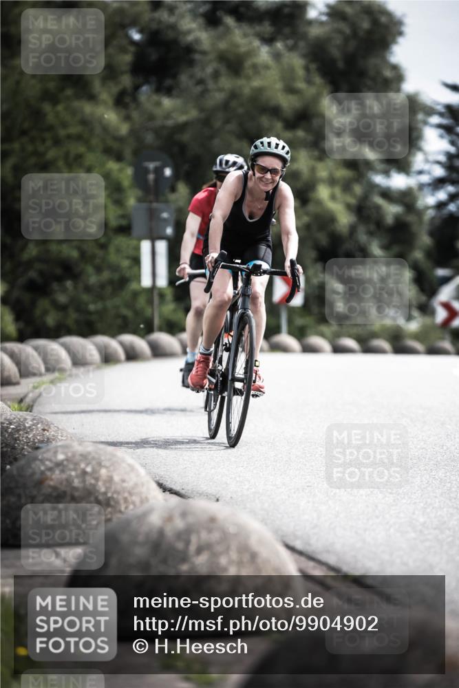 21.06.2026 - 29. Vierlanden-Triathlon H.Heesch http://msf.ph/oto/9904902 21.06.2026 11:37:16 Radfahren 834, 856, 861 meine-sportfotos.de