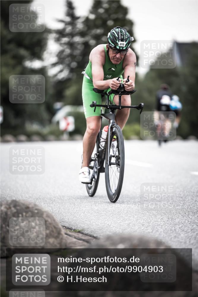 21.06.2026 - 29. Vierlanden-Triathlon H.Heesch http://msf.ph/oto/9904903 21.06.2026 10:21:39 Radfahren 14, 123, 205 meine-sportfotos.de