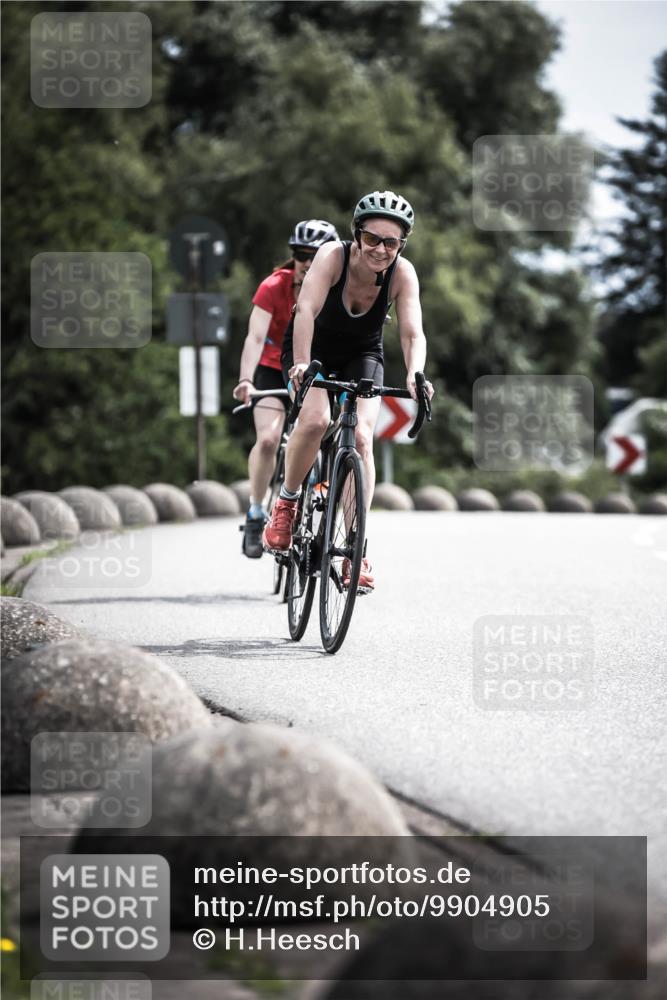 21.06.2026 - 29. Vierlanden-Triathlon H.Heesch http://msf.ph/oto/9904905 21.06.2026 11:37:16 Radfahren 834, 856, 861 meine-sportfotos.de