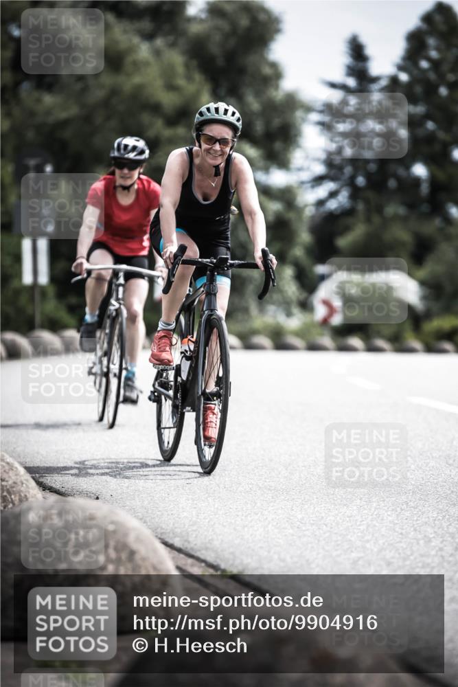 21.06.2026 - 29. Vierlanden-Triathlon H.Heesch http://msf.ph/oto/9904916 21.06.2026 11:37:17 Radfahren 834, 856, 861 meine-sportfotos.de