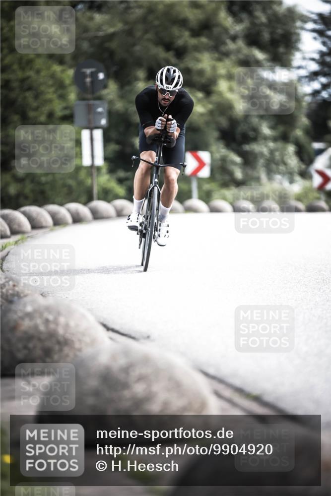 21.06.2026 - 29. Vierlanden-Triathlon H.Heesch http://msf.ph/oto/9904920 21.06.2026 11:38:31 Radfahren 15, 253, 661, 673 meine-sportfotos.de