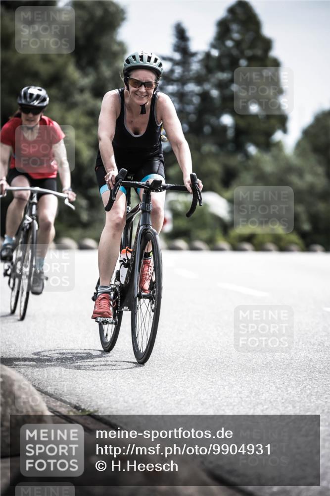 21.06.2026 - 29. Vierlanden-Triathlon H.Heesch http://msf.ph/oto/9904931 21.06.2026 11:37:17 Radfahren 834, 856, 861 meine-sportfotos.de
