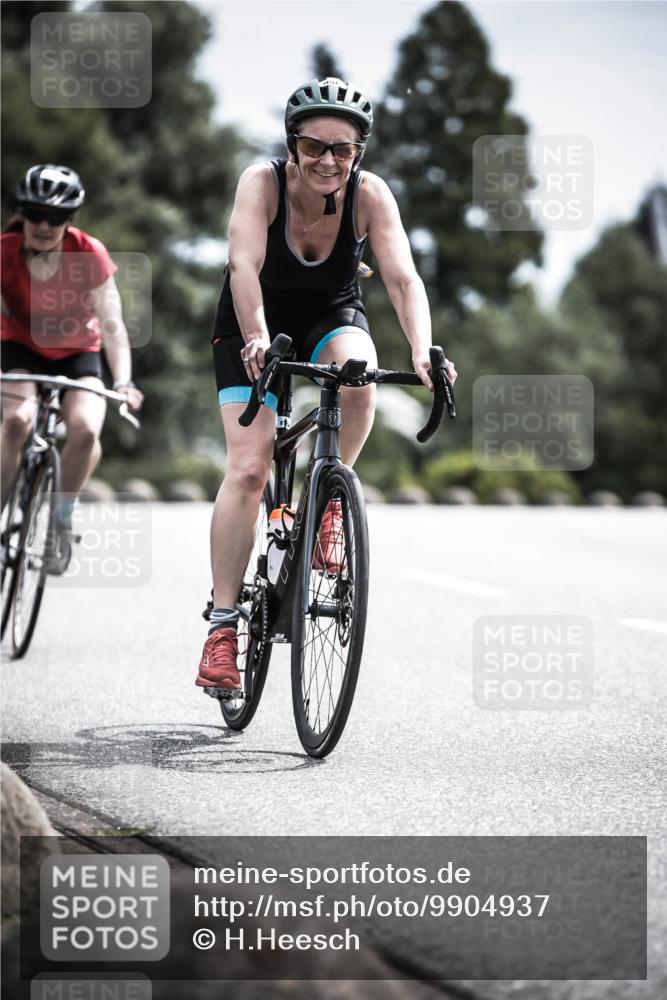 21.06.2026 - 29. Vierlanden-Triathlon H.Heesch http://msf.ph/oto/9904937 21.06.2026 11:37:17 Radfahren 834, 856, 861 meine-sportfotos.de