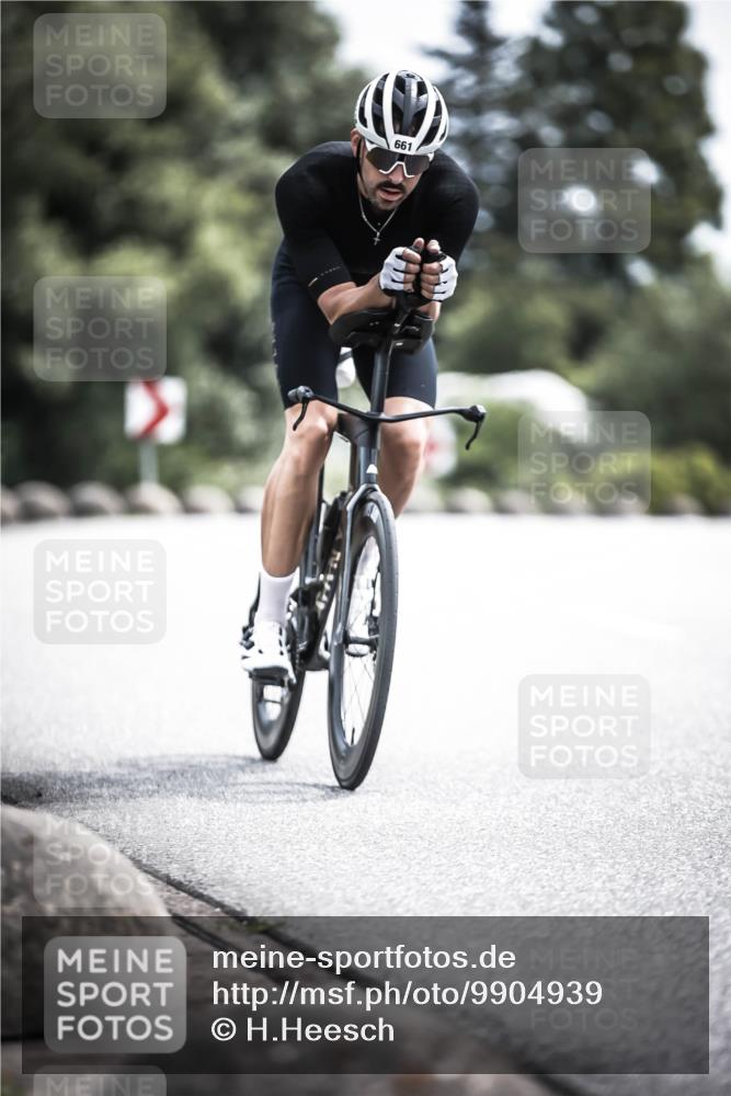 21.06.2026 - 29. Vierlanden-Triathlon H.Heesch http://msf.ph/oto/9904939 21.06.2026 11:38:31 Radfahren 15, 253, 661, 673 meine-sportfotos.de