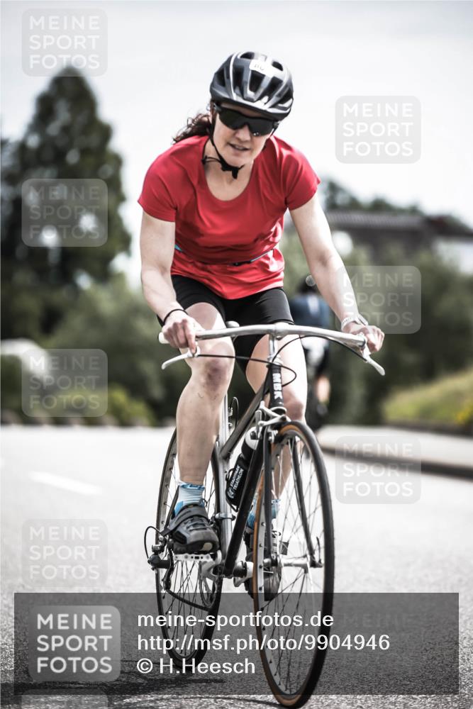 21.06.2026 - 29. Vierlanden-Triathlon H.Heesch http://msf.ph/oto/9904946 21.06.2026 11:37:18 Radfahren 834, 856, 861 meine-sportfotos.de