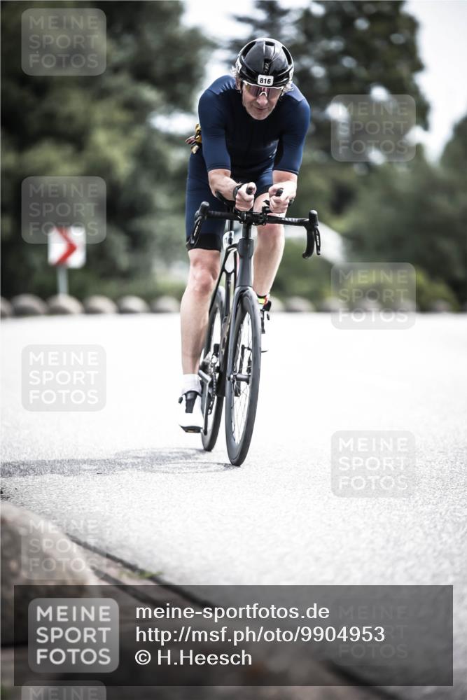 21.06.2026 - 29. Vierlanden-Triathlon H.Heesch http://msf.ph/oto/9904953 21.06.2026 11:39:05 Radfahren 816 meine-sportfotos.de