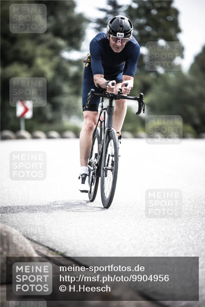 21.06.2026 - 29. Vierlanden-Triathlon H.Heesch http://msf.ph/oto/9904956 21.06.2026 11:39:05 Radfahren 816 meine-sportfotos.de