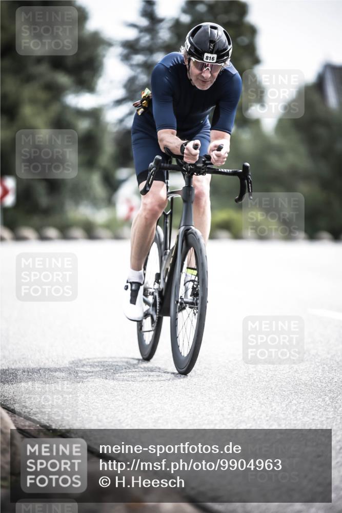 21.06.2026 - 29. Vierlanden-Triathlon H.Heesch http://msf.ph/oto/9904963 21.06.2026 11:39:05 Radfahren 816 meine-sportfotos.de