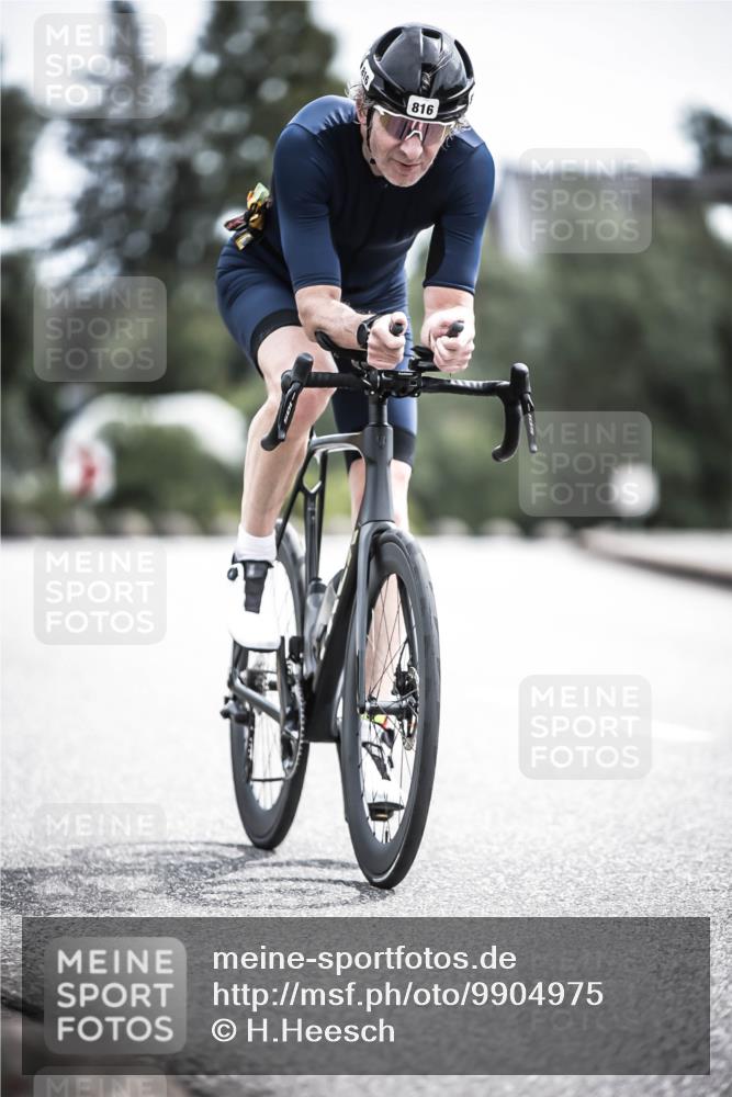 21.06.2026 - 29. Vierlanden-Triathlon H.Heesch http://msf.ph/oto/9904975 21.06.2026 11:39:05 Radfahren 816 meine-sportfotos.de
