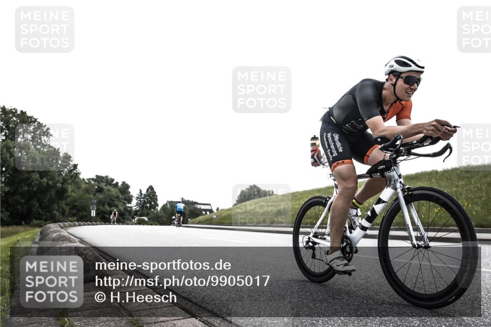 21.06.2026 - 29. Vierlanden-Triathlon H.Heesch http://msf.ph/oto/9905017 21.06.2026 11:01:29 Radfahren 502, 704 meine-sportfotos.de