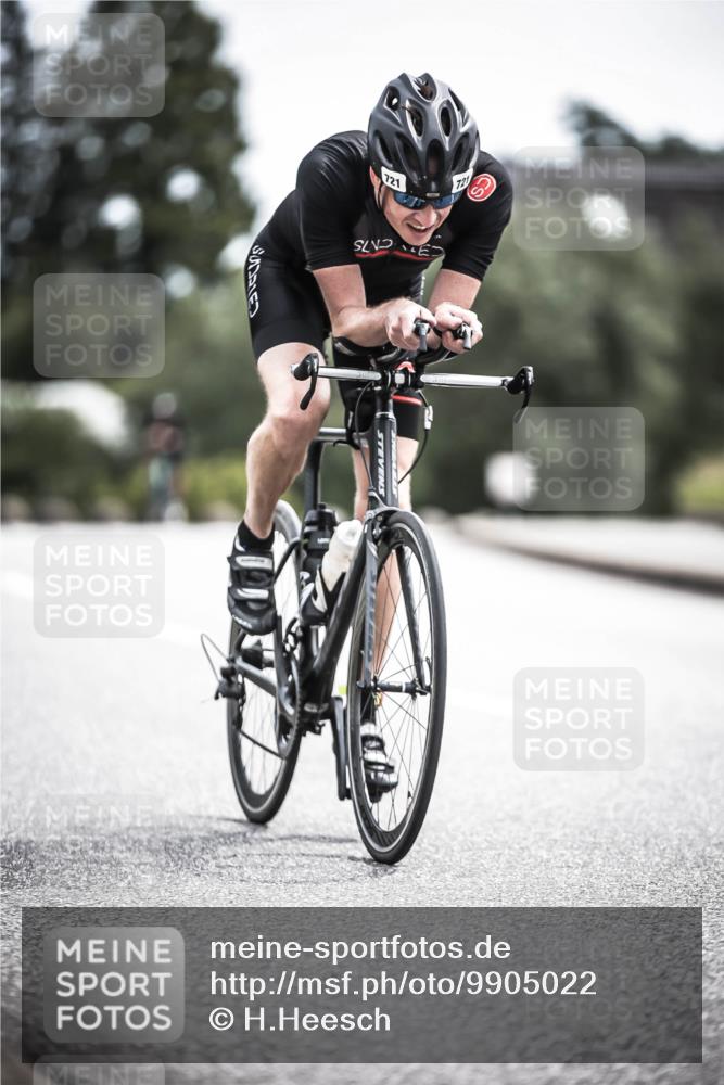 21.06.2026 - 29. Vierlanden-Triathlon H.Heesch http://msf.ph/oto/9905022 21.06.2026 11:39:57 Radfahren 641, 647, 685, 721, 739, 830 meine-sportfotos.de