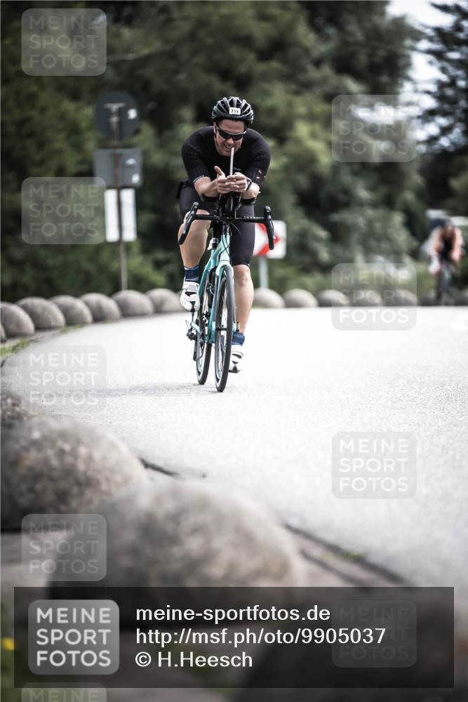 21.06.2026 - 29. Vierlanden-Triathlon H.Heesch http://msf.ph/oto/9905037 21.06.2026 11:40:02 Radfahren 641, 685, 739, 850 meine-sportfotos.de