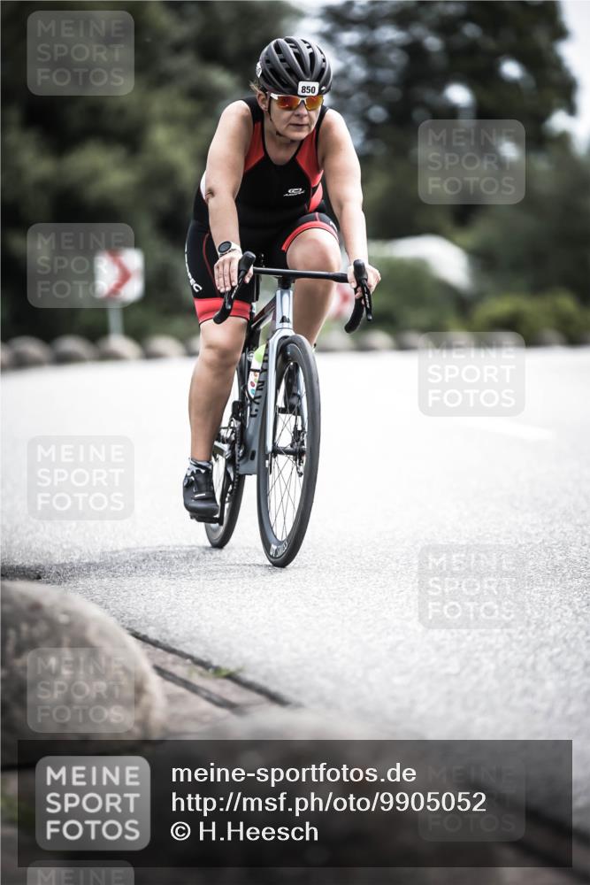 21.06.2026 - 29. Vierlanden-Triathlon H.Heesch http://msf.ph/oto/9905052 21.06.2026 11:40:08 Radfahren 87, 688, 850 meine-sportfotos.de