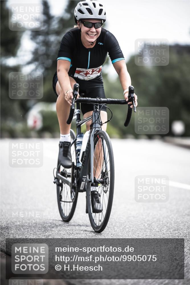 21.06.2026 - 29. Vierlanden-Triathlon H.Heesch http://msf.ph/oto/9905075 21.06.2026 11:40:18 Radfahren 232, 287, 688 meine-sportfotos.de