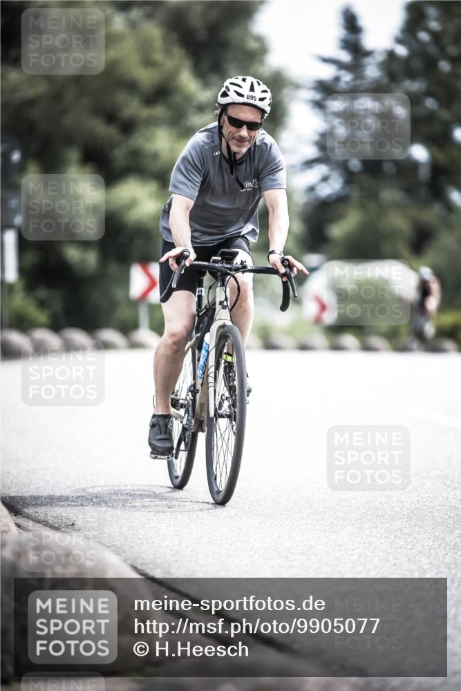 21.06.2026 - 29. Vierlanden-Triathlon H.Heesch http://msf.ph/oto/9905077 21.06.2026 11:37:49 Radfahren 279, 706, 787, 895 meine-sportfotos.de