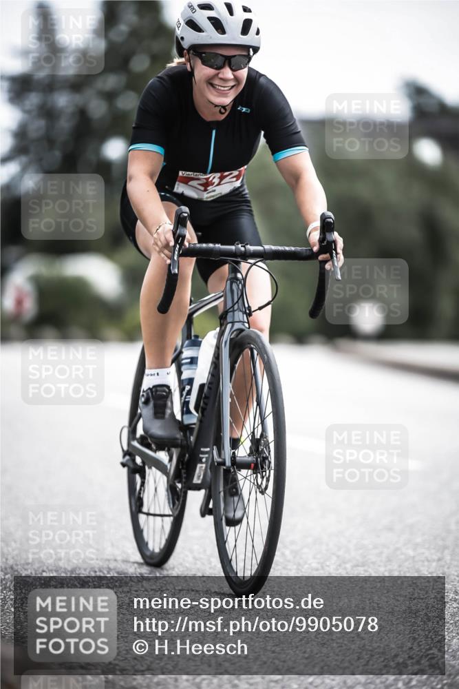 21.06.2026 - 29. Vierlanden-Triathlon H.Heesch http://msf.ph/oto/9905078 21.06.2026 11:40:18 Radfahren 232, 287, 688 meine-sportfotos.de