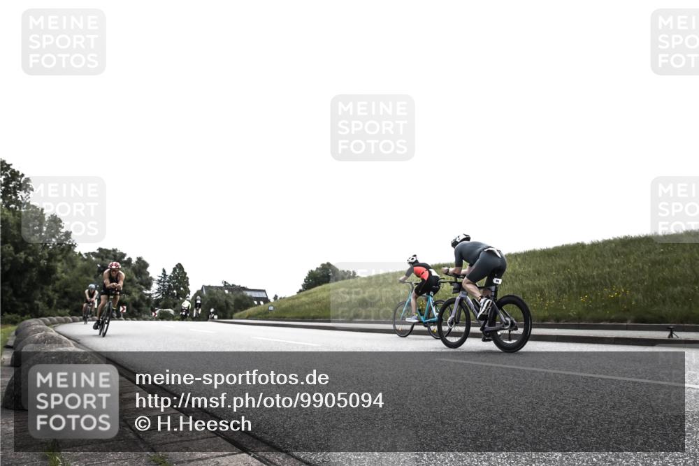 21.06.2026 - 29. Vierlanden-Triathlon H.Heesch http://msf.ph/oto/9905094 21.06.2026 11:03:02 Radfahren 4, 8, 116, 186, 197 meine-sportfotos.de