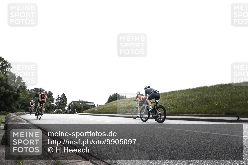 21.06.2026 - 29. Vierlanden-Triathlon H.Heesch http://msf.ph/oto/9905097 21.06.2026 11:03:02 Radfahren 4, 8, 116, 186, 197 meine-sportfotos.de