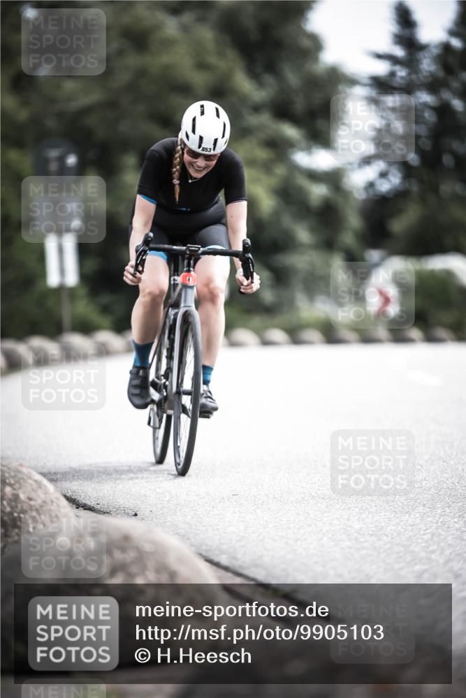 21.06.2026 - 29. Vierlanden-Triathlon H.Heesch http://msf.ph/oto/9905103 21.06.2026 11:41:07 Radfahren 853 meine-sportfotos.de