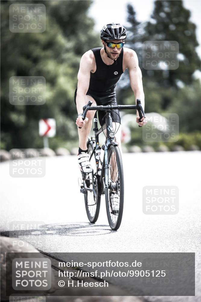 21.06.2026 - 29. Vierlanden-Triathlon H.Heesch http://msf.ph/oto/9905125 21.06.2026 11:37:56 Radfahren 637, 693, 706, 787 meine-sportfotos.de