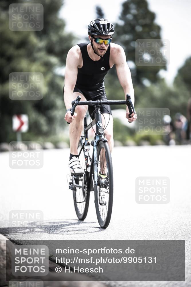 21.06.2026 - 29. Vierlanden-Triathlon H.Heesch http://msf.ph/oto/9905131 21.06.2026 11:37:56 Radfahren 637, 693, 706, 787 meine-sportfotos.de