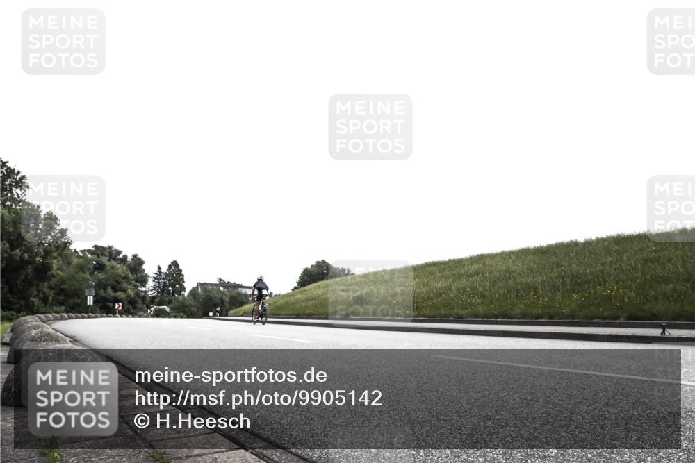 21.06.2026 - 29. Vierlanden-Triathlon H.Heesch http://msf.ph/oto/9905142 21.06.2026 11:03:31 Radfahren 48, 484 meine-sportfotos.de