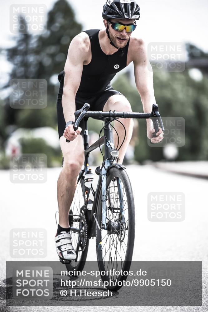 21.06.2026 - 29. Vierlanden-Triathlon H.Heesch http://msf.ph/oto/9905150 21.06.2026 11:37:56 Radfahren 637, 693, 706, 787 meine-sportfotos.de